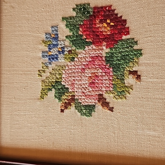 Set of 2 Eatons Framed Embroidery - Picture 6 of 6